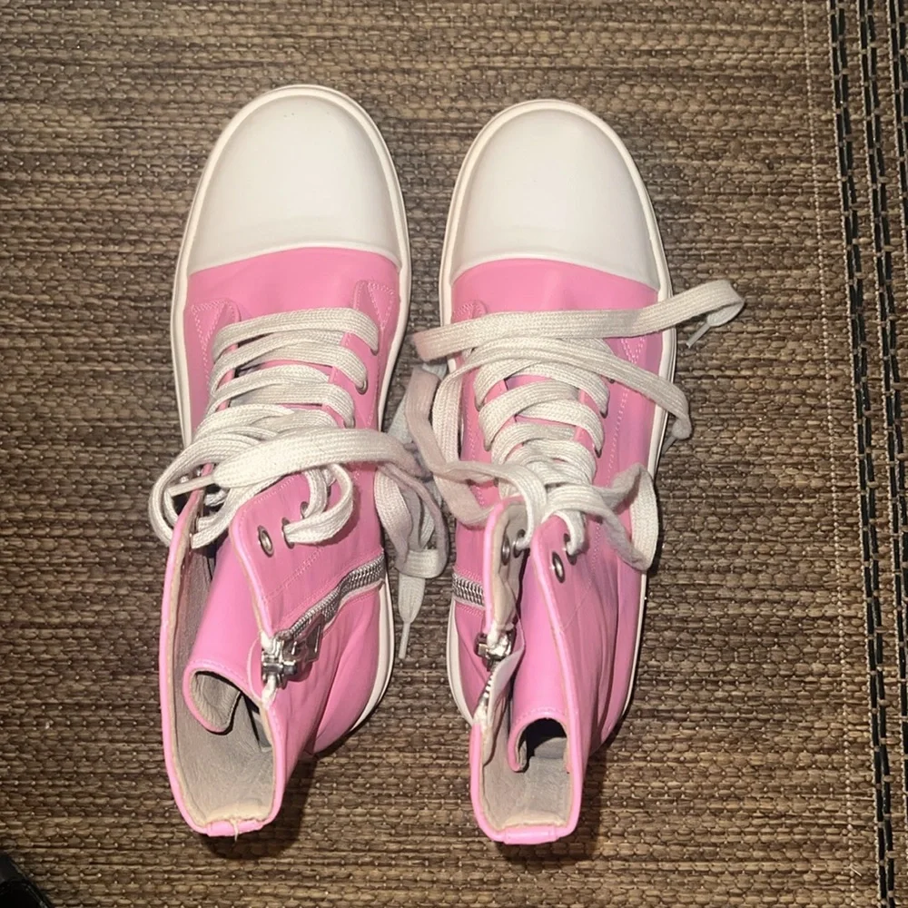 Light pink Ricks - Picture 3 of 4